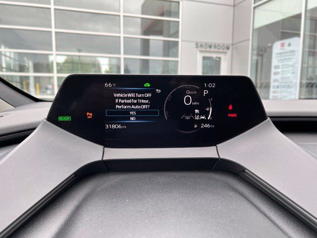 Used 2025 Toyota Prius LE FWD image 13