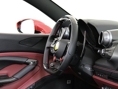 Certified 2023 Ferrari F8 Tributo RWD image 39