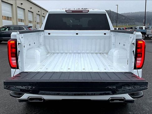 Used 2024 GMC Sierra 1500 Elevation w/ X31 Off-Road Package AWD/4WD image 18