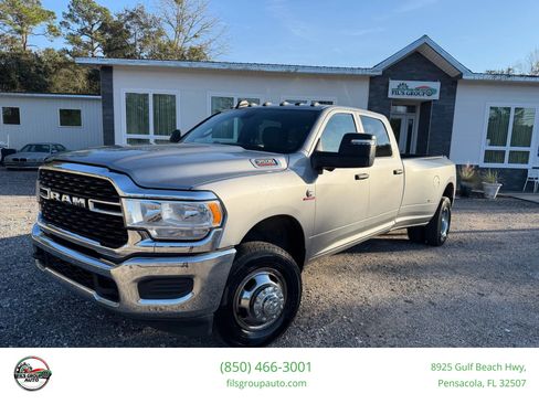 Used 2024 RAM 3500 Tradesman w/ Towing Technology Group AWD/4WD image 1