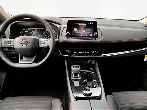 New 2026 Nissan Rogue SV AWD/4WD image 10