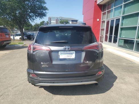 Used 2016 Toyota RAV4 Limited FWD image 5