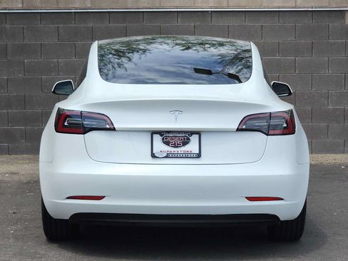 Used 2021 Tesla Model 3 Standard Range Plus RWD image 7
