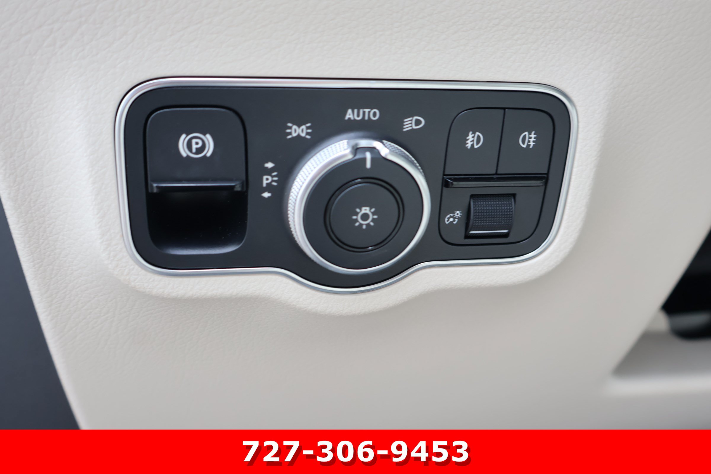 Certified 2023 Mercedes-Benz GLA 250 4MATIC image 24