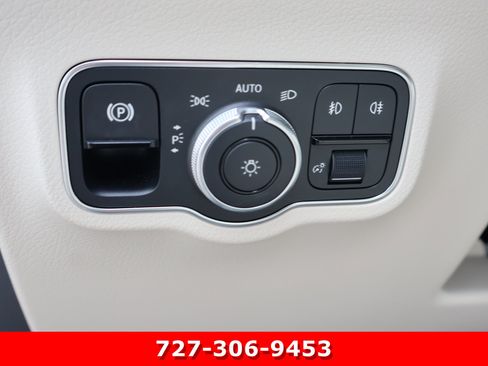 Certified 2023 Mercedes-Benz GLA 250 4MATIC image 24