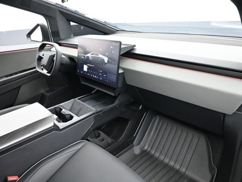 Used 2025 Tesla Cybertruck AWD Crew Cab image 35