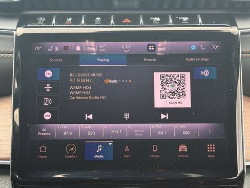 Used 2021 Jeep Grand Cherokee L Summit w/ Luxury Tech Group V AWD/4WD image 20