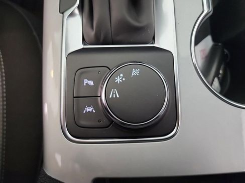 New 2025 Chevrolet Blazer LT w/ Midnight/Sport Edition image 12