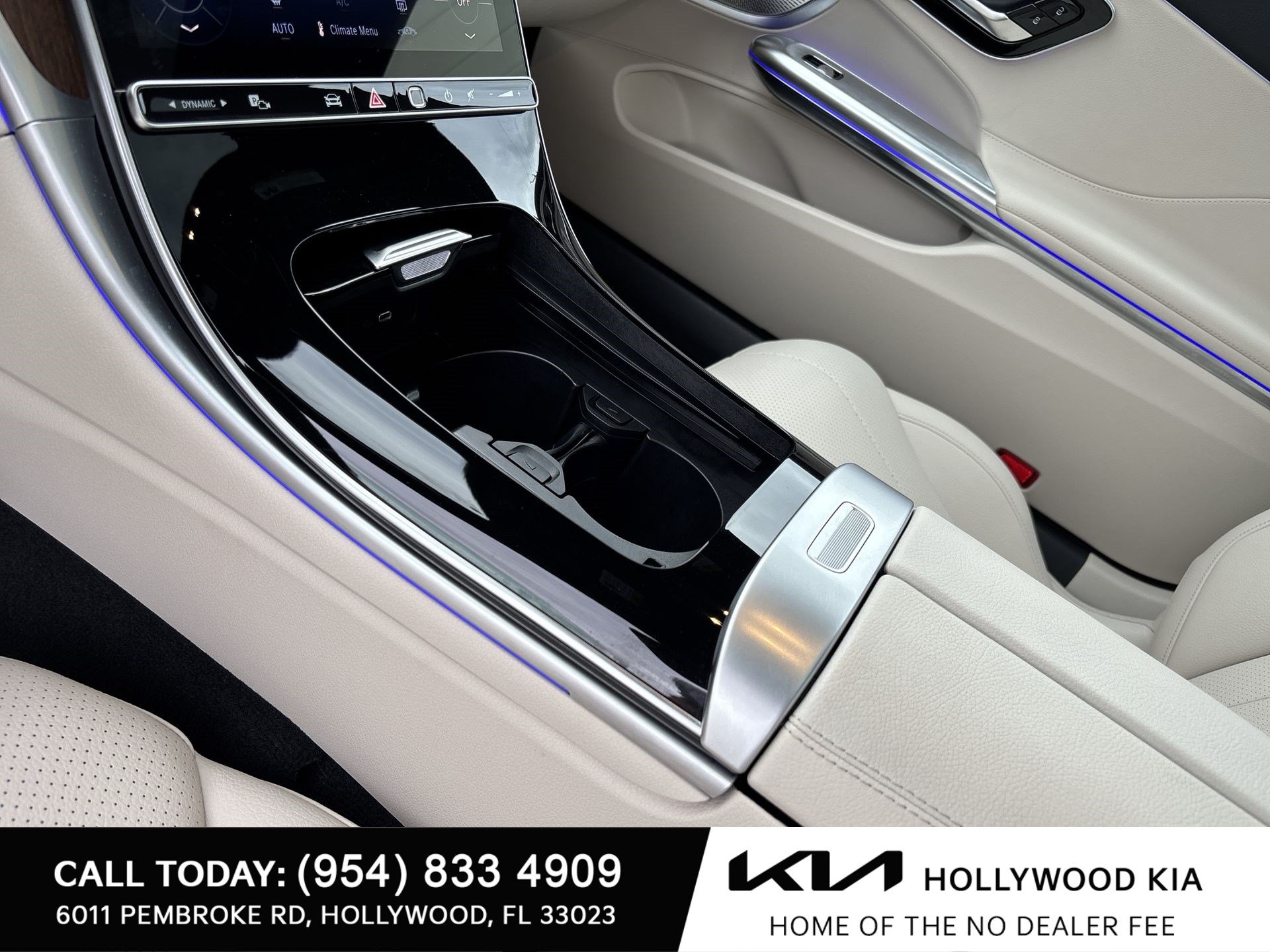 Used 2024 Mercedes-Benz CLE 300 4MATIC Coupe image 23