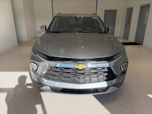 New 2025 Chevrolet Blazer LT w/ Convenience Package image 2