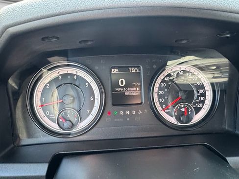 Used 2019 RAM 1500 Classic SLT AWD/4WD image 14
