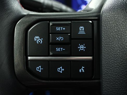 Used 2024 Ford Expedition Limited image 21