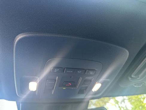 New 2026 Toyota Camry SE FWD image 33