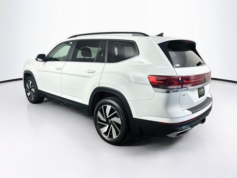 Used 2025 Volkswagen Atlas SE AWD/4WD image 5