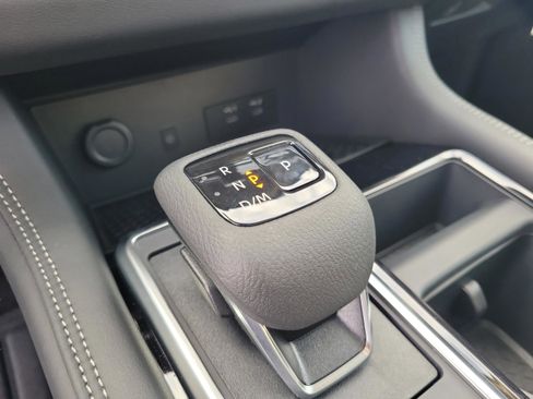 New 2026 Nissan Pathfinder Platinum image 35