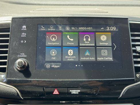 Used 2020 Honda Pilot Touring image 27
