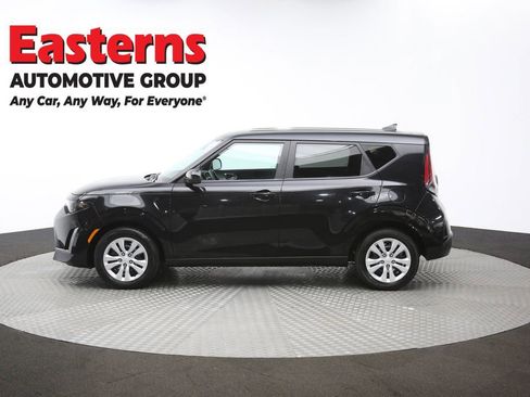 Used 2023 Kia Soul LX FWD image 58