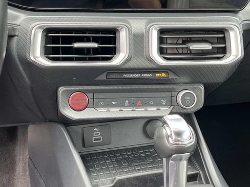 Used 2024 Ford Mustang Premium RWD image 28