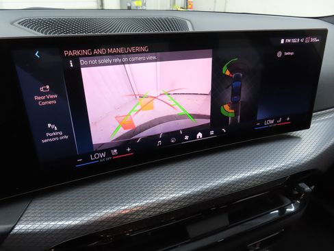 Used 2025 BMW 330i xDrive 330i xDrive image 17