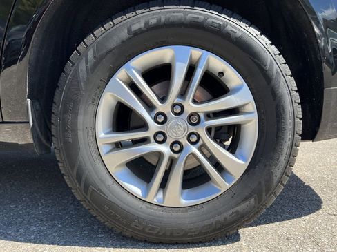 Used 2020 Buick Enclave Essence w/ Sound and Sites Package image 20