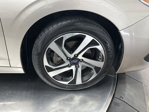 Used 2020 Subaru Legacy Limited AWD/4WD image 9