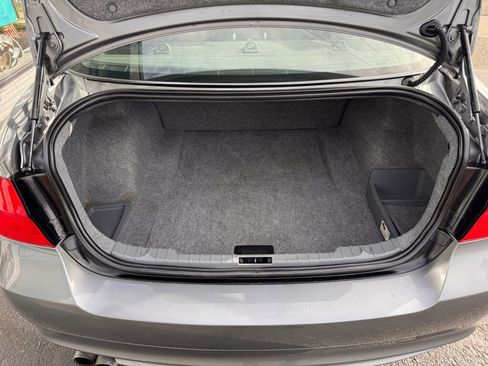 Used 2011 BMW 328i xDrive Sedan image 16