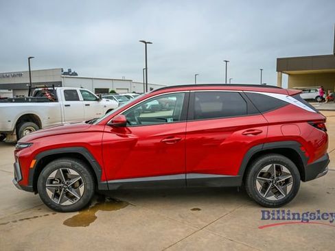 Used 2025 Hyundai Tucson SEL AWD/4WD image 2