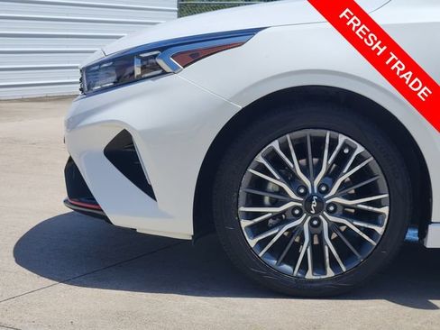 Used 2023 Kia Forte GT-Line w/ GT-Line Premium Package FWD image 8