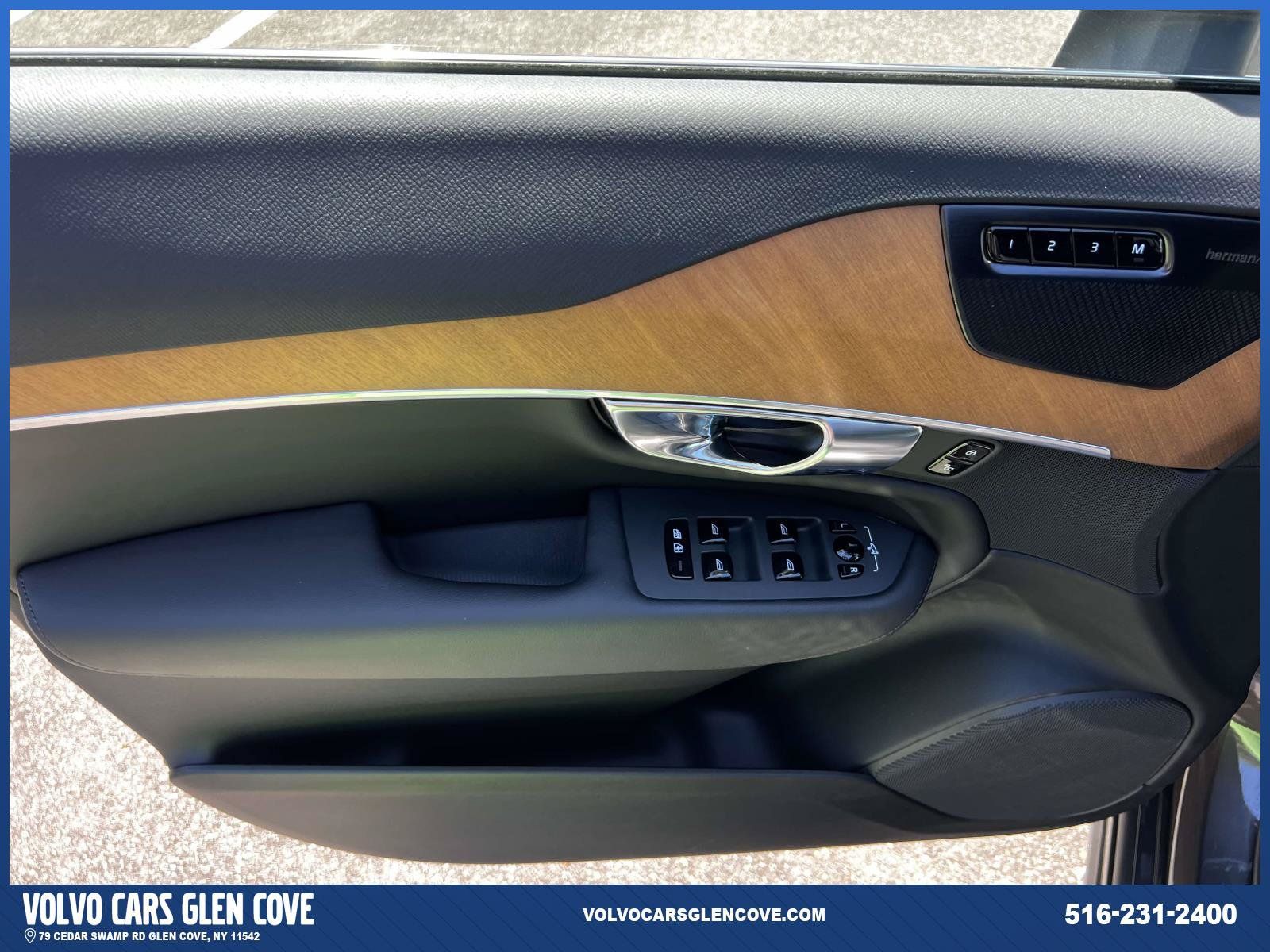 Used 2025 Volvo XC90 B6 Plus w/ Protection Package AWD/4WD image 16