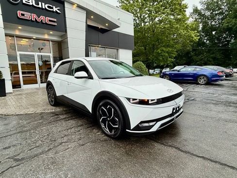 Used 2023 Hyundai Ioniq 5 SEL image 6