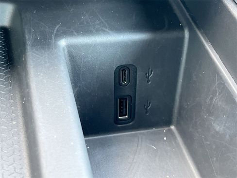 New 2025 GMC Acadia Elevation w/ Elevation Premium Package image 27