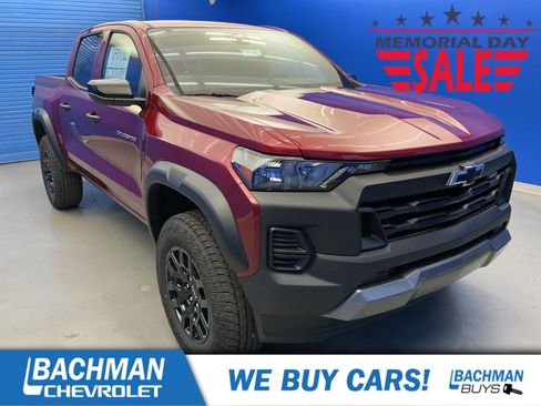 New 2026 Chevrolet Colorado Trail Boss AWD/4WD image 1