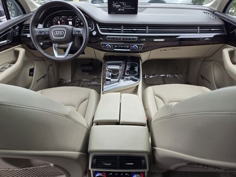 Used 2019 Audi Q7 3.0T Prestige AWD/4WD image 13