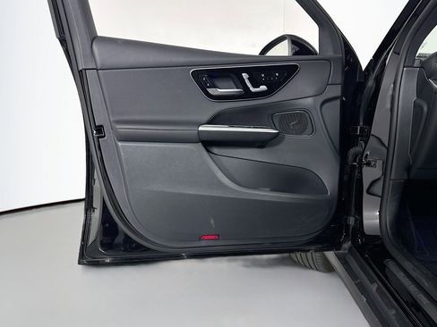 Certified 2025 Mercedes-Benz GLC 300 GLC 300 image 21