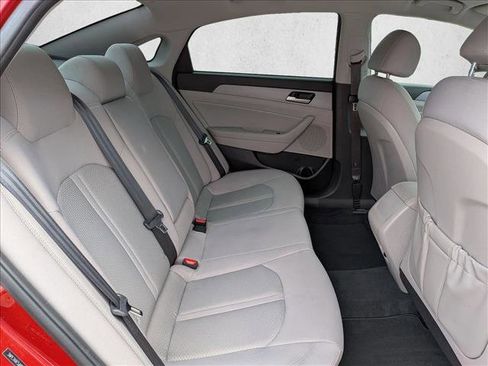 Used 2018 Hyundai Sonata SEL image 18
