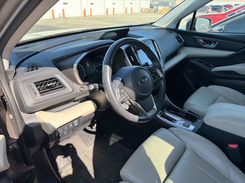 Used 2021 Subaru Ascent Limited w/ Technology Package image 12