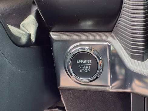 Used 2025 Ford F150 Raptor AWD/4WD image 13