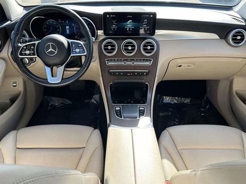Used 2022 Mercedes-Benz GLC 300 4MATIC w/ Premium Package Lite image 20