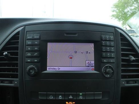 Used 2017 Mercedes-Benz Metris Passenger image 19