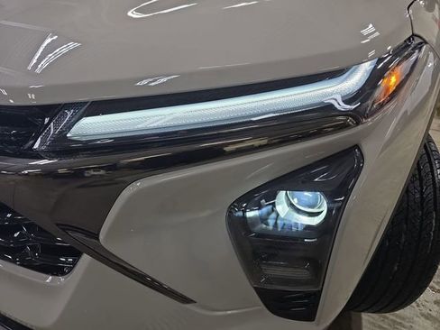 New 2026 Chevrolet Trax RS w/ Sunroof Package image 31