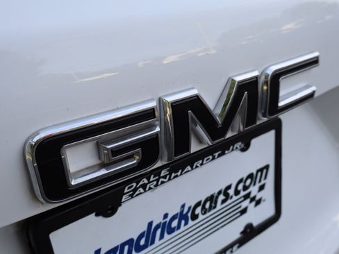 Used 2026 GMC Terrain Elevation w/ Black Edition AWD/4WD image 44