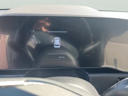 Used 2025 Kia Niro FWD image 13