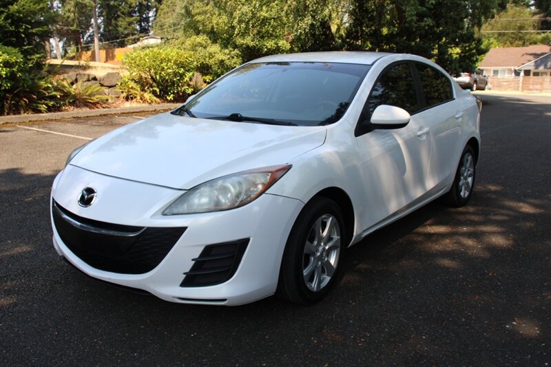 Used 2010 MAZDA MAZDA3 i Touring FWD image 1