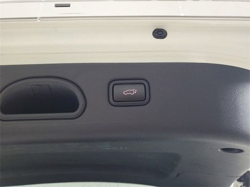 Used 2022 Kia Sportage EX image 8