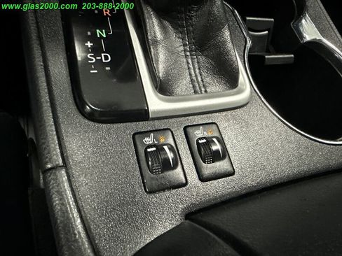 Used 2018 Toyota Highlander XLE image 30