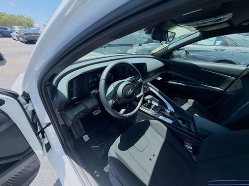 New 2026 Hyundai Elantra Sport FWD image 7