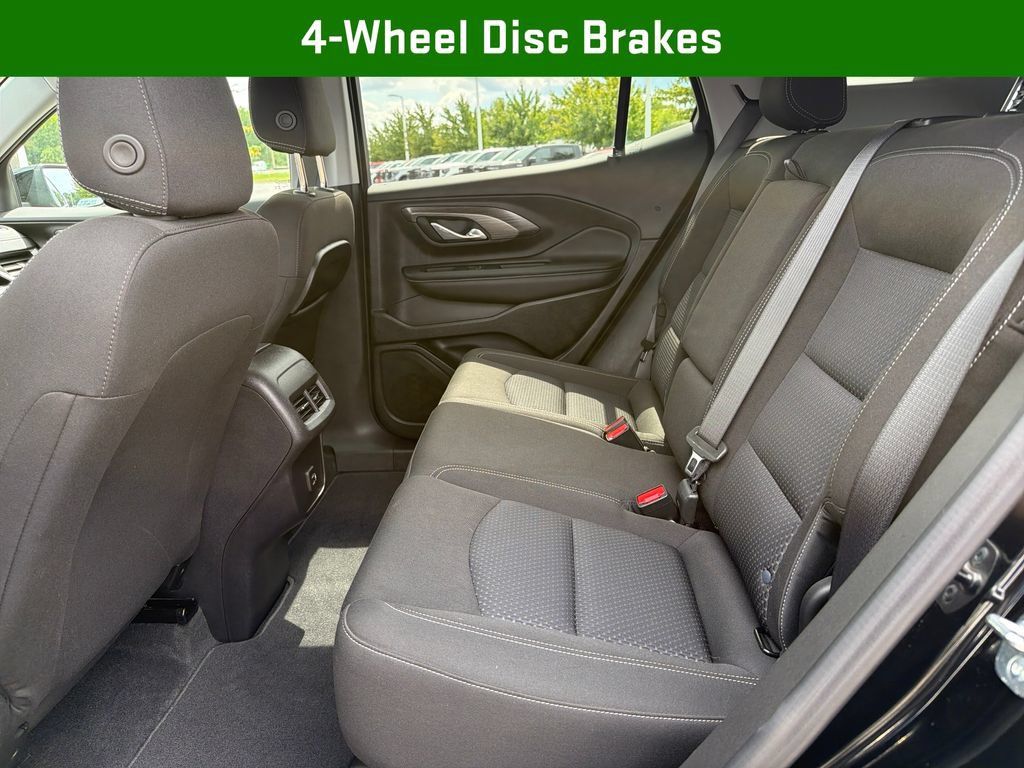 Certified 2024 GMC Terrain SLE w/ Driver Convenience Package FWD image 30