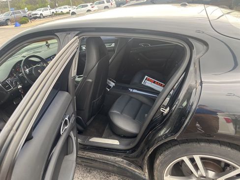Used 2011 Porsche Panamera 4 image 11