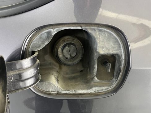 Used 2019 Honda Accord LX image 18