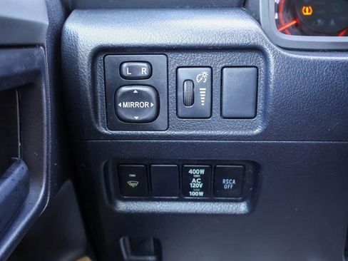 Used 2011 Toyota 4Runner Limited RWD image 18